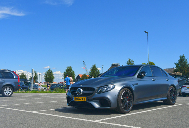 Mercedes-AMG E 63 S W213 Edition 1