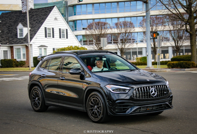 Mercedes-AMG GLA 45 4MATIC+ H247