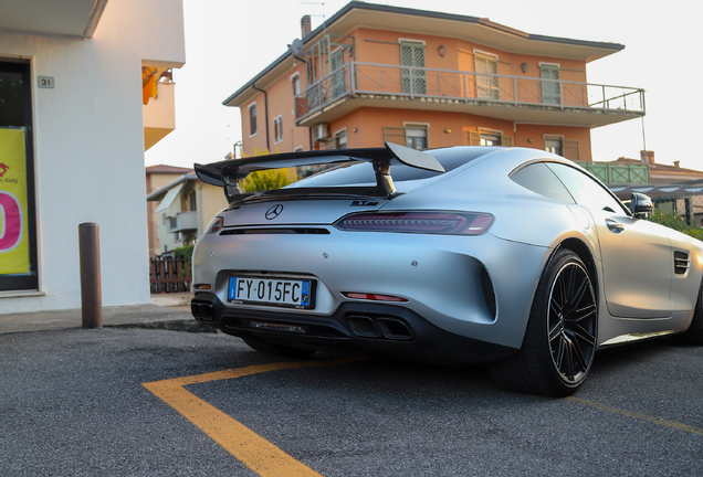 Mercedes-AMG GT C C190 2019