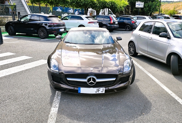 Mercedes-Benz SLS AMG Roadster