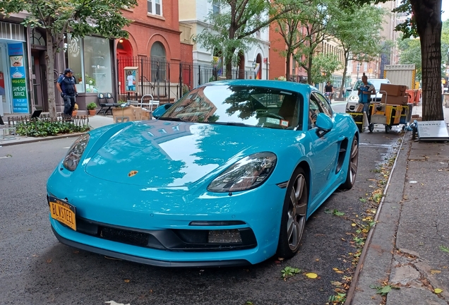 Porsche 718 Cayman GTS 4.0