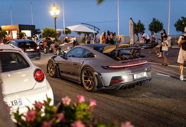 Porsche 992 GT3 RS Weissach Package