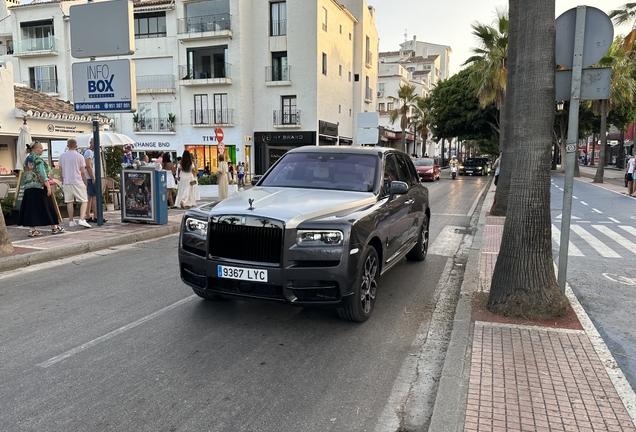 Rolls-Royce Cullinan Black Badge