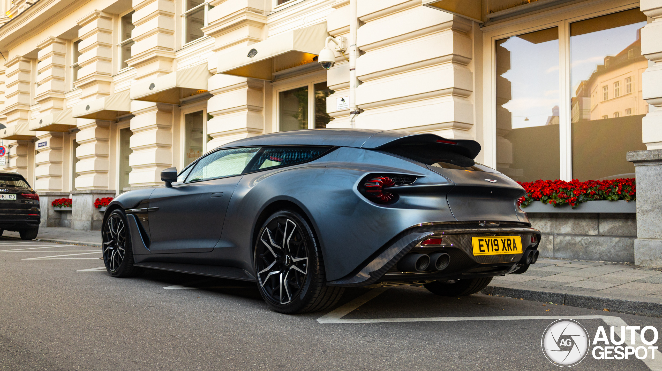 Aston Martin Vanquish Zagato Shooting Brake