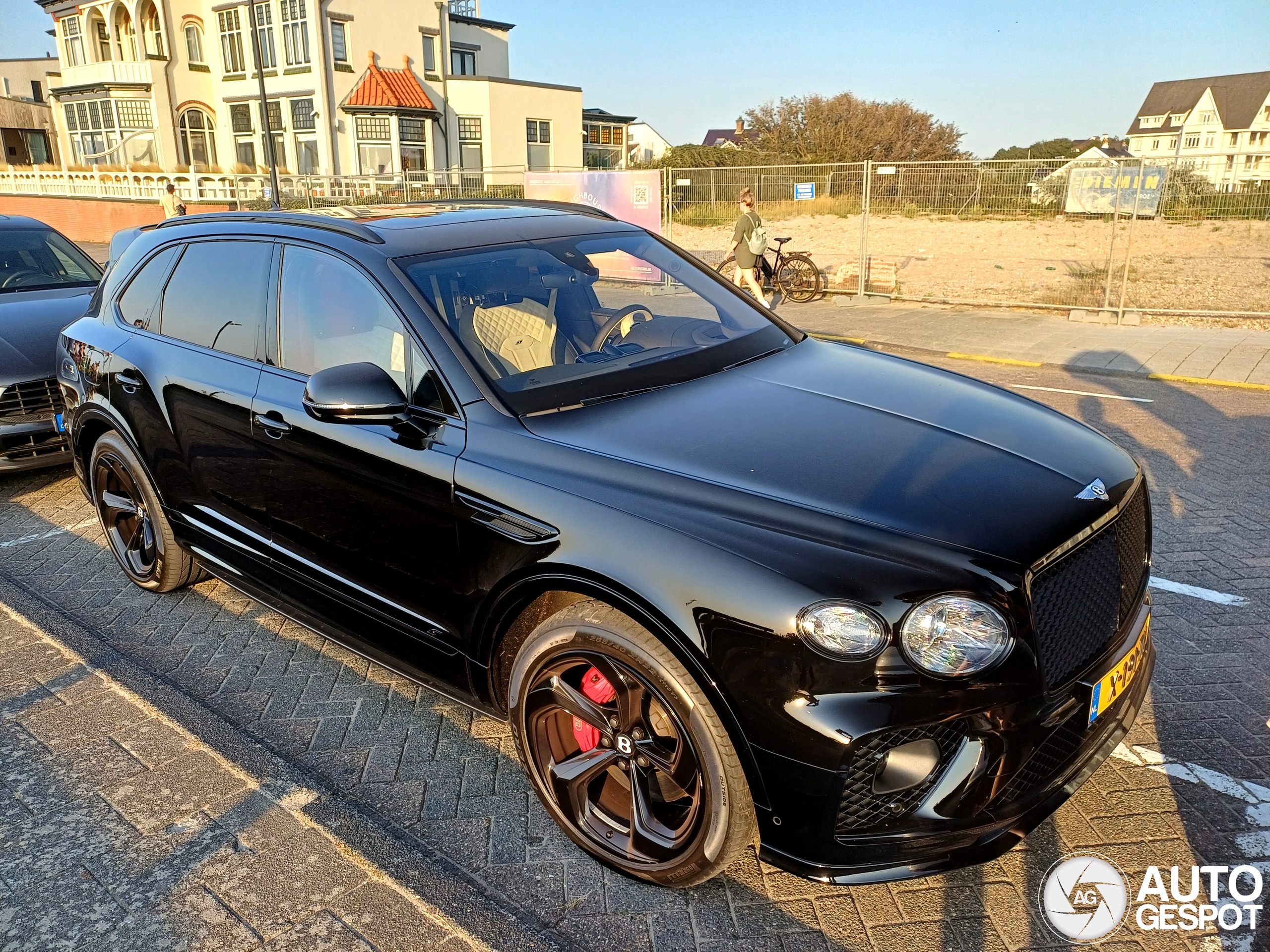 Bentley Bentayga Hybrid S