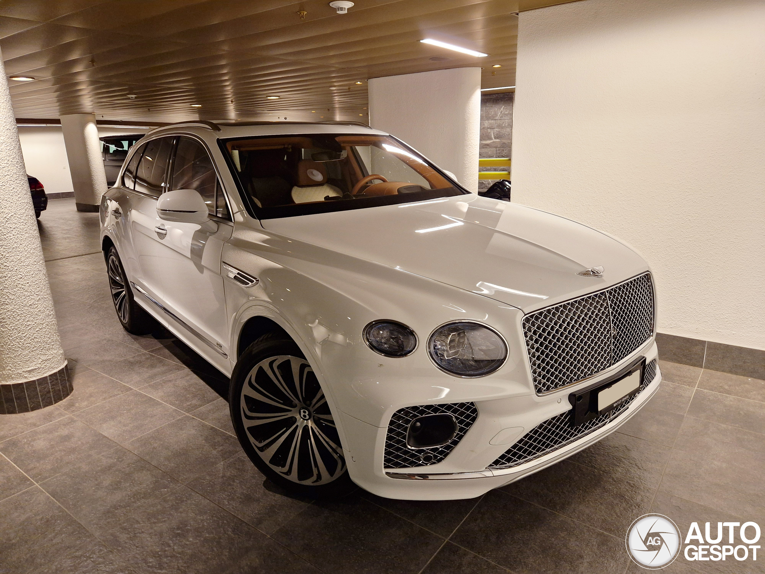 Bentley Bentayga V8 2021