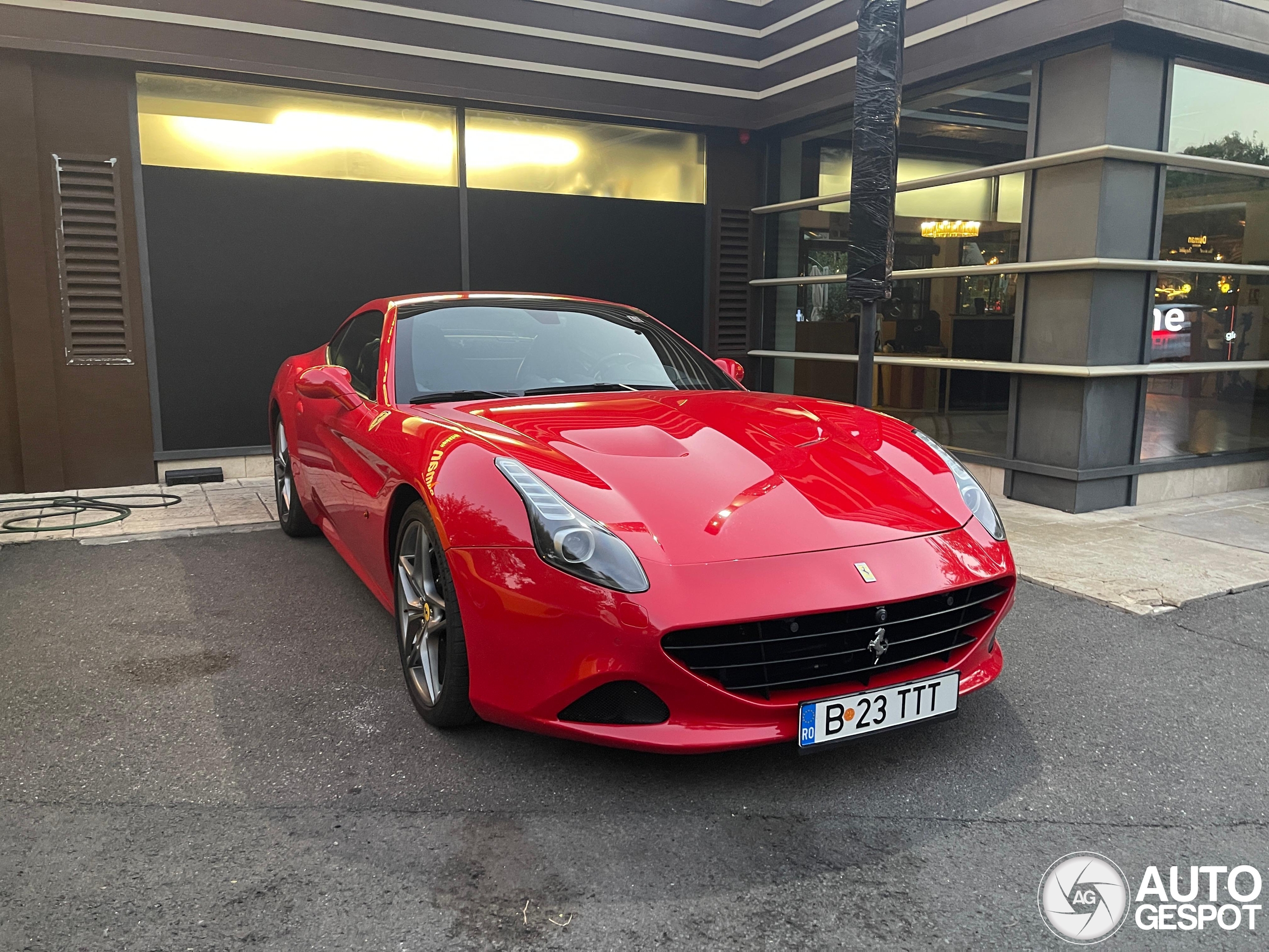 Ferrari California T