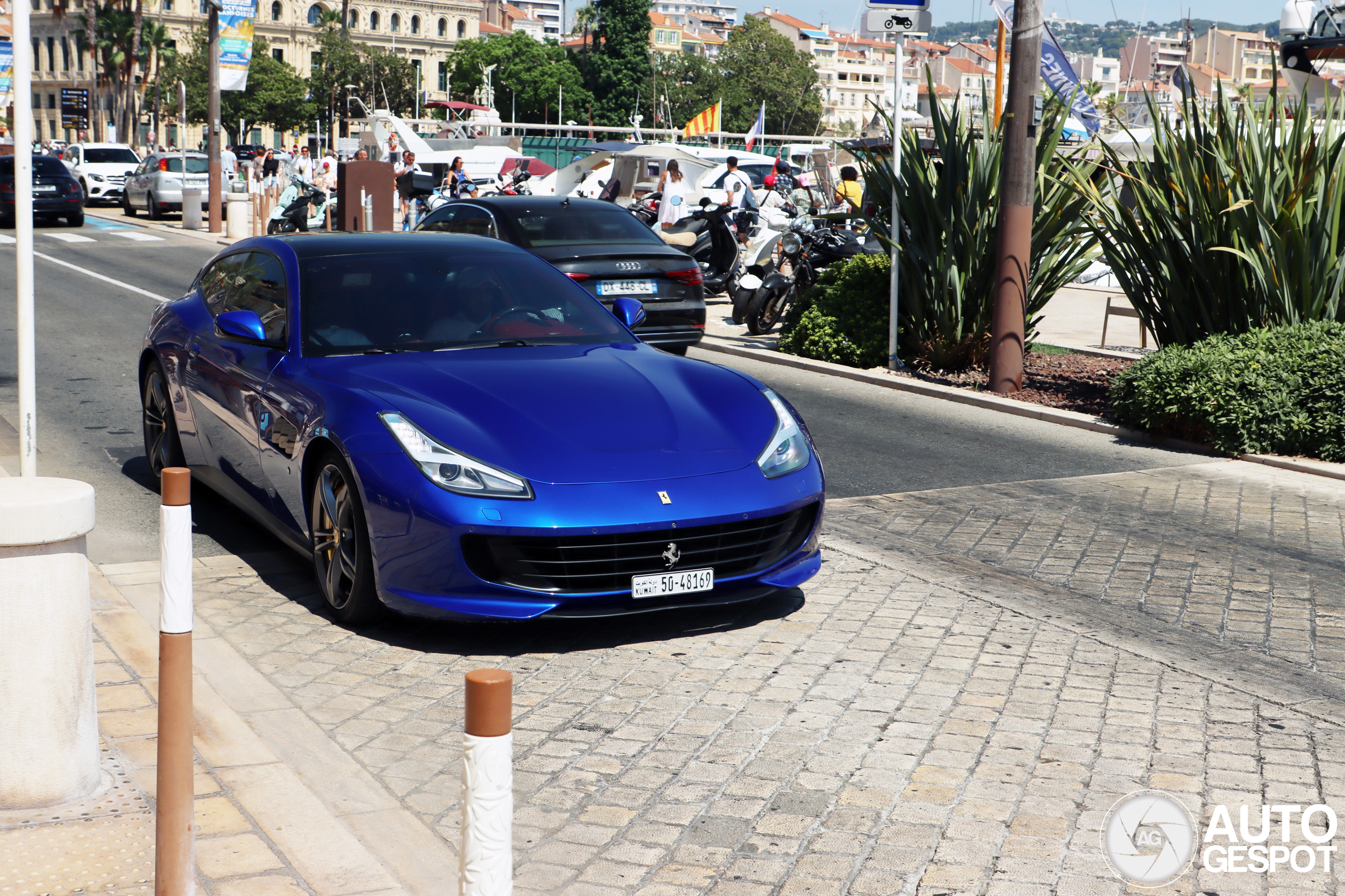 Ferrari GTC4Lusso