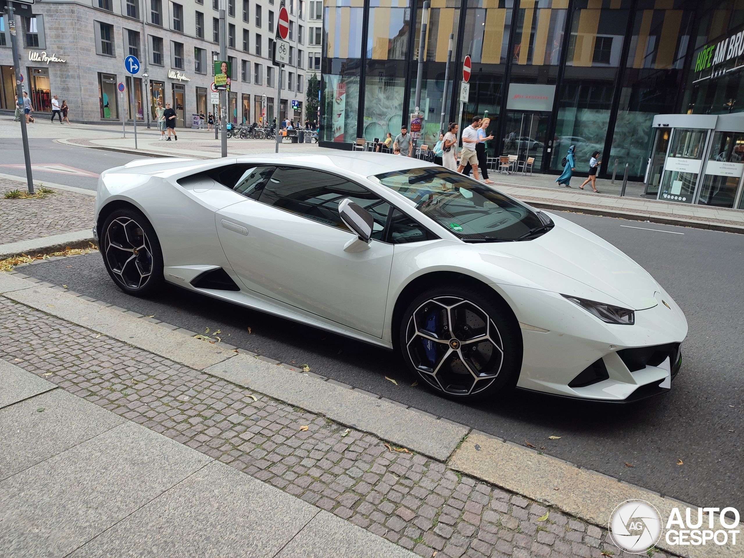 Lamborghini Huracán LP640-4 EVO