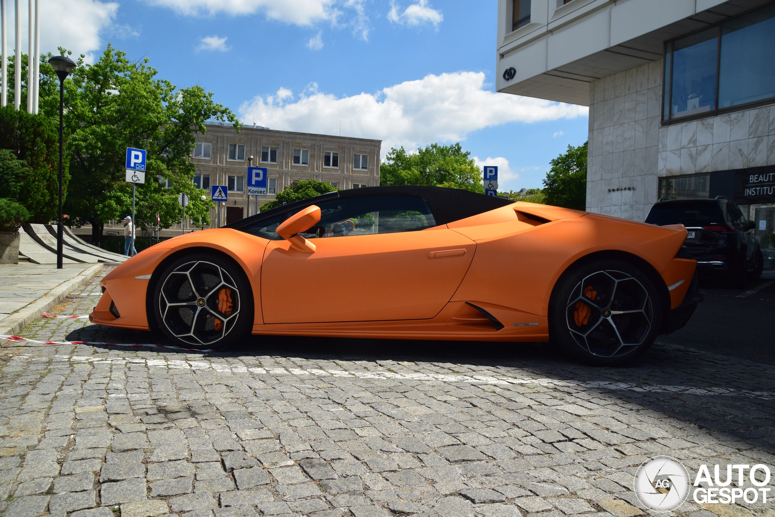 Lamborghini Huracán LP640-4 EVO Spyder