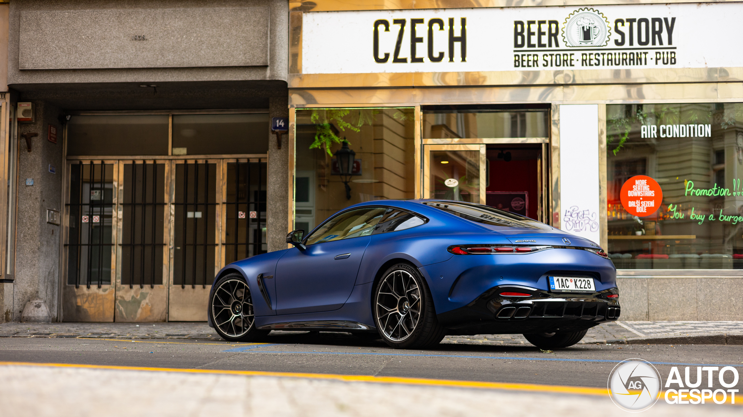 Mercedes-AMG GT 63 C192