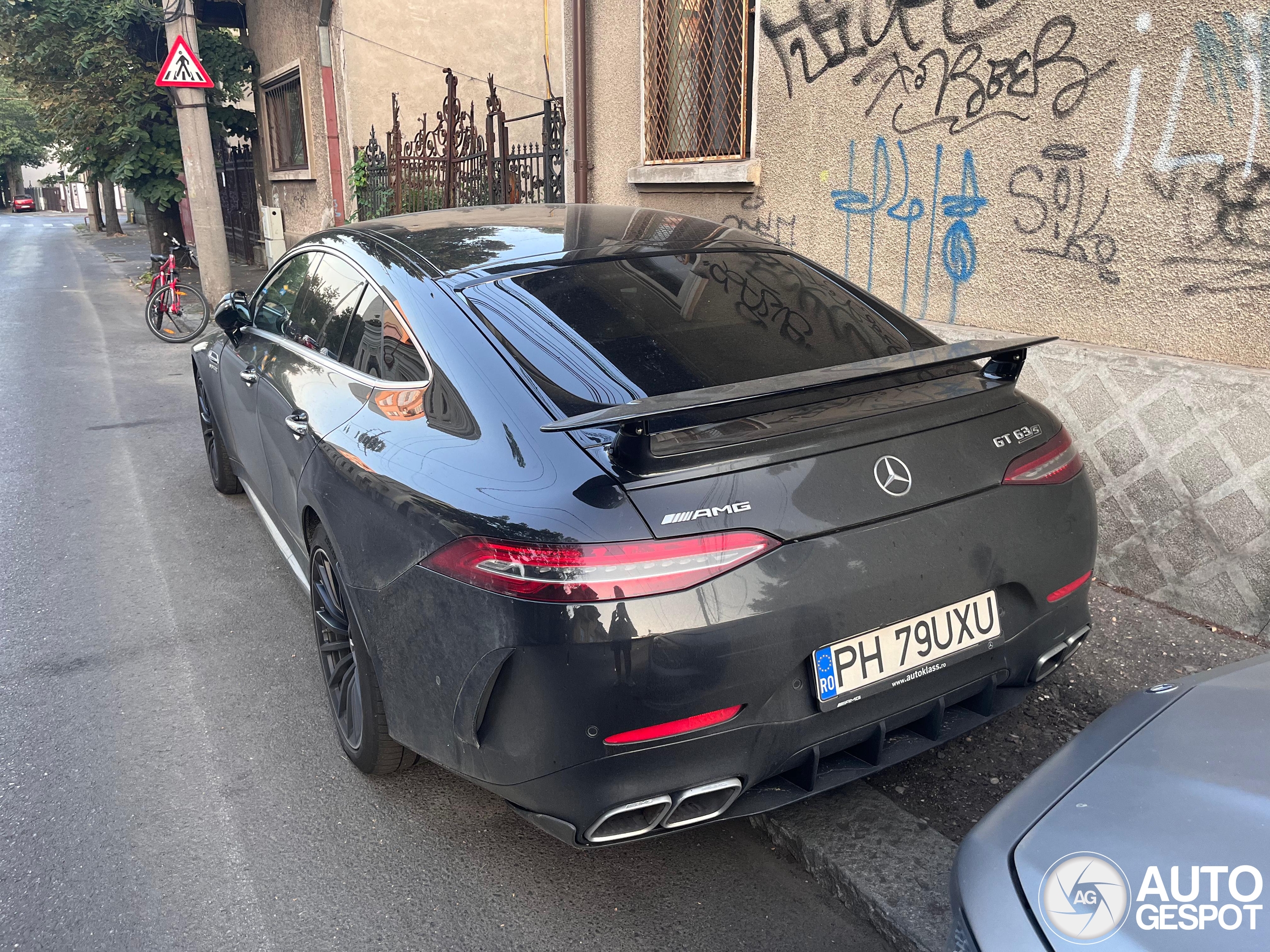 Mercedes-AMG GT 63 S X290