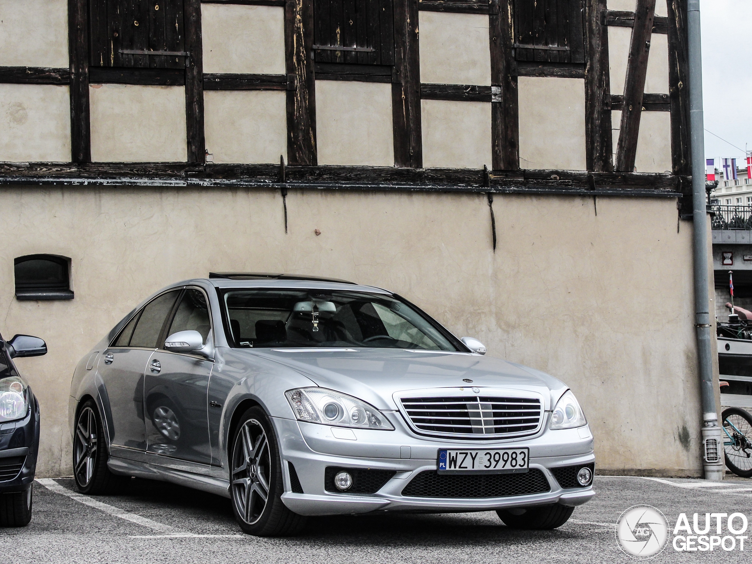 Mercedes-Benz S 63 AMG W221