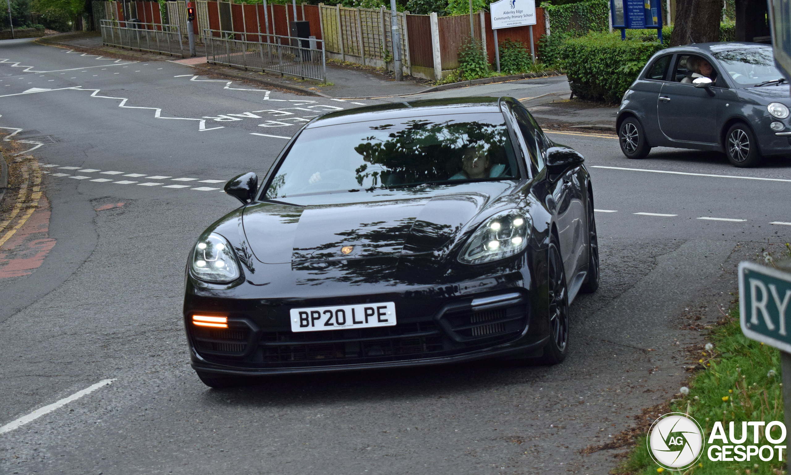 Porsche 971 Panamera GTS MkI