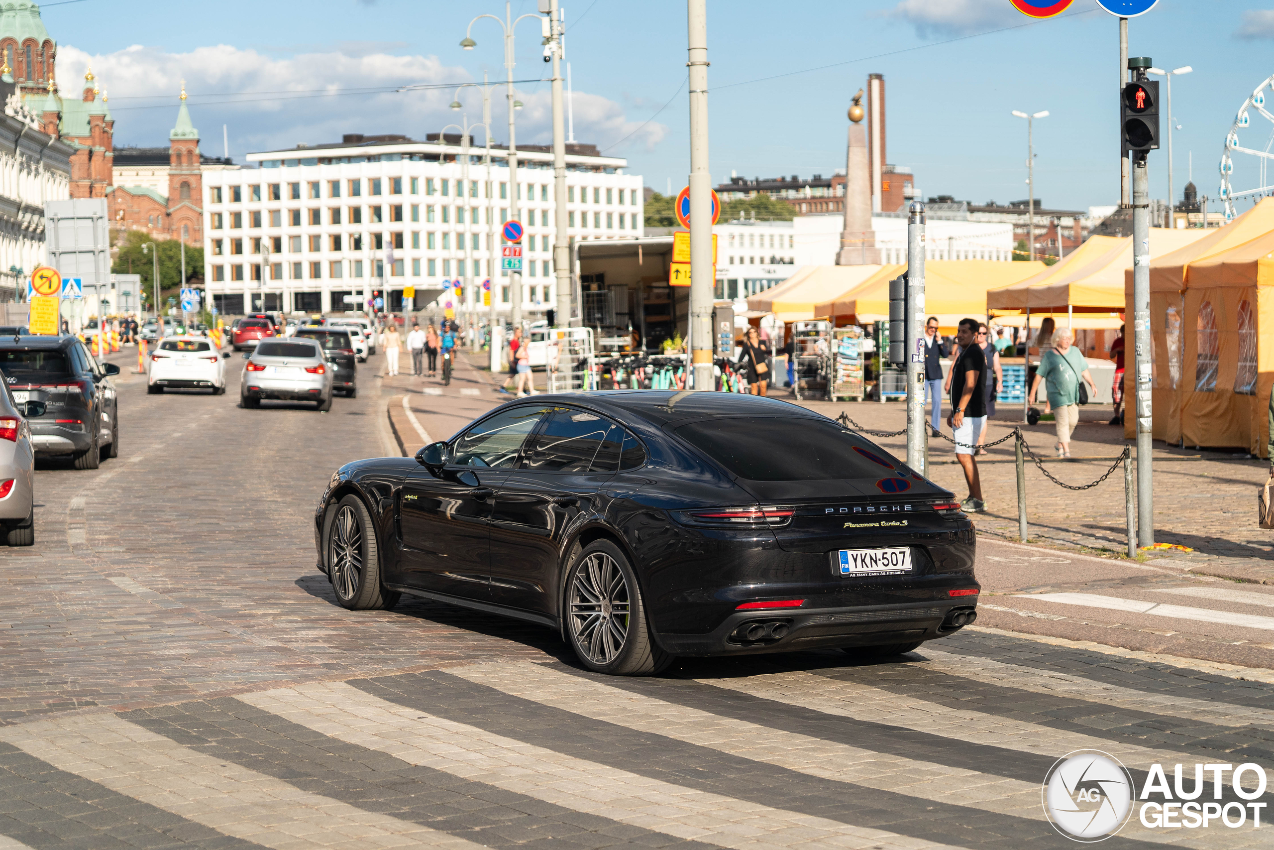 Porsche 971 Panamera Turbo S E-Hybrid