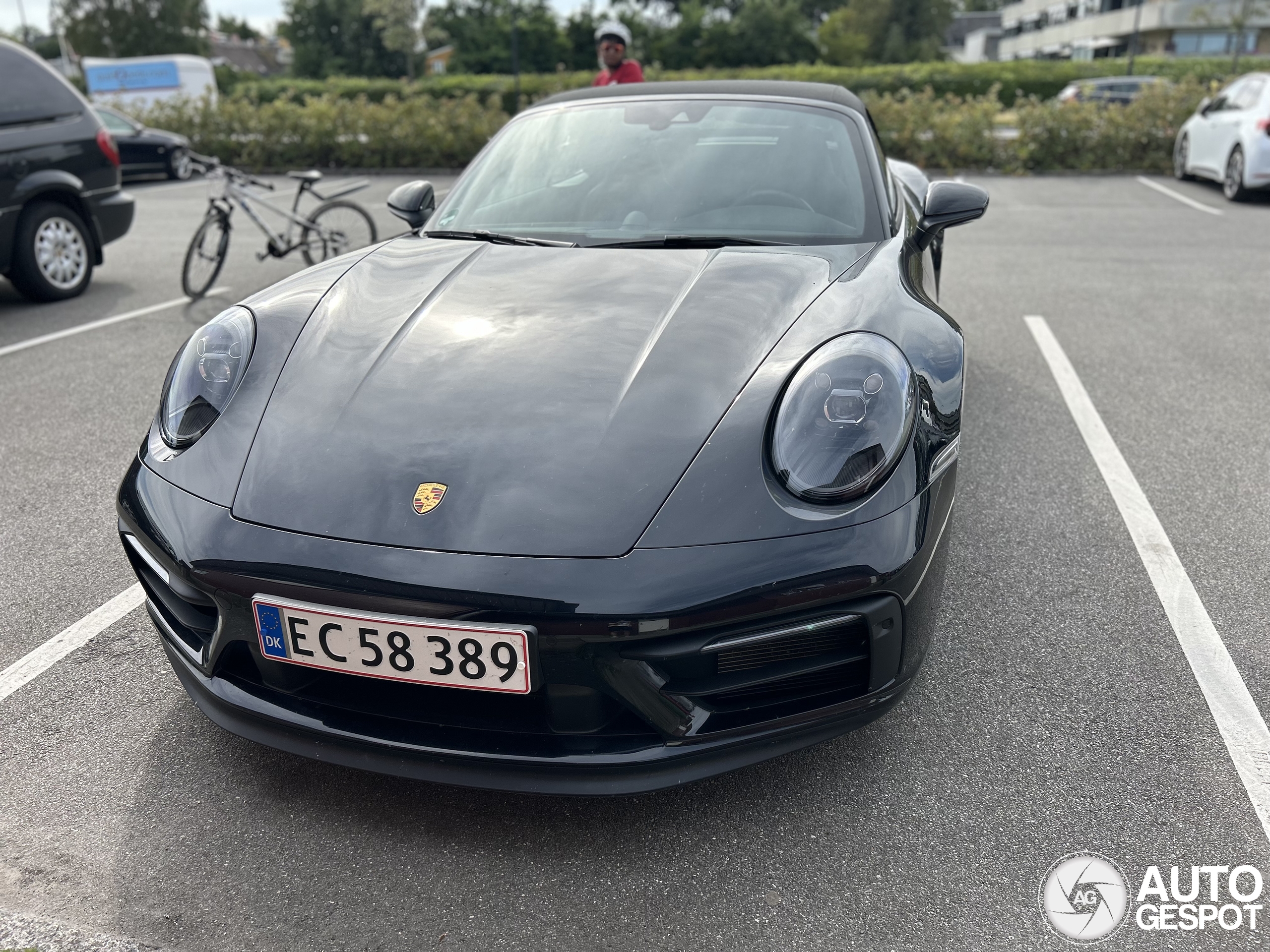 Porsche 992 Carrera 4 GTS Cabriolet