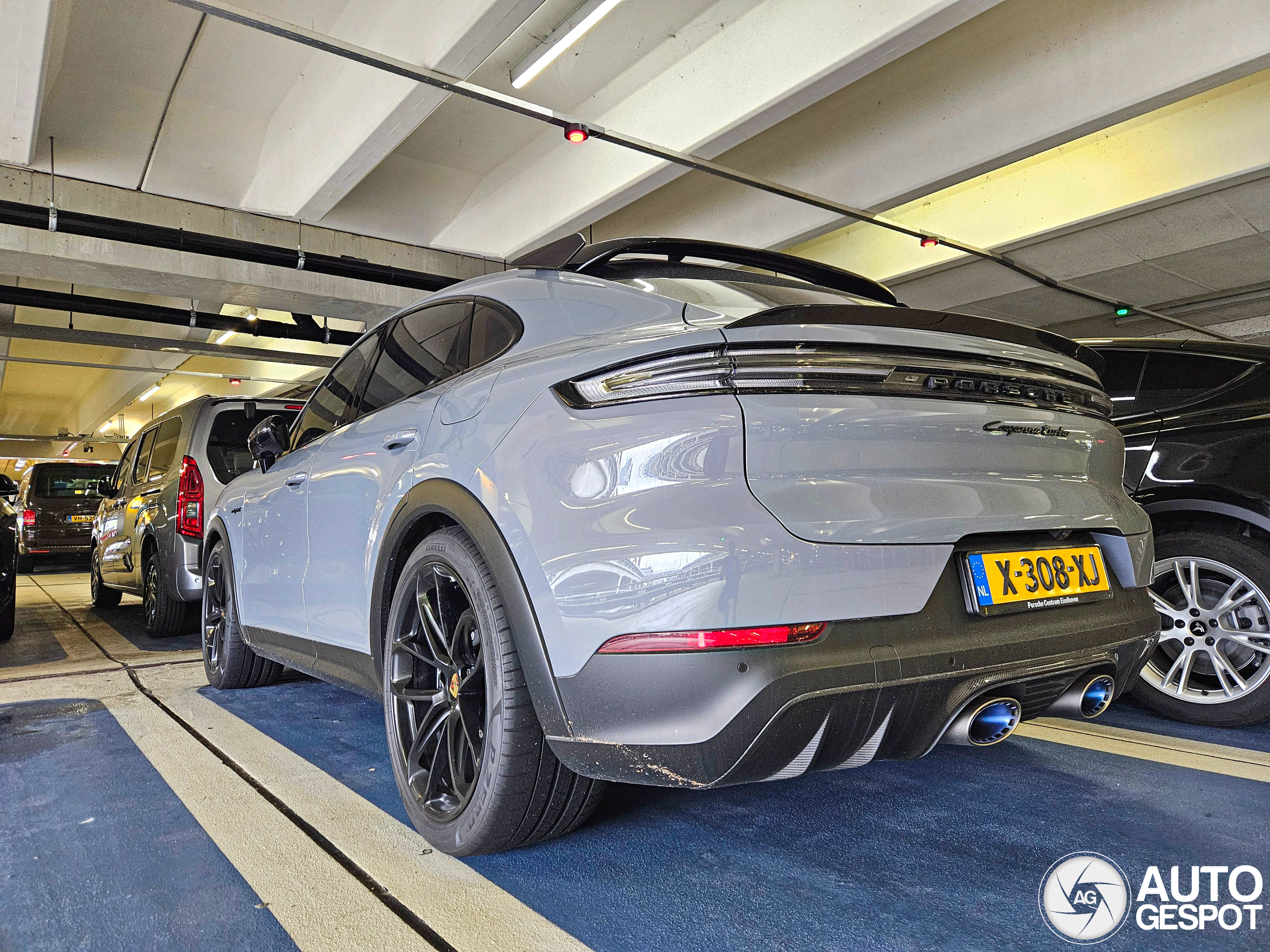 Porsche Cayenne Coupé Turbo E-Hybrid