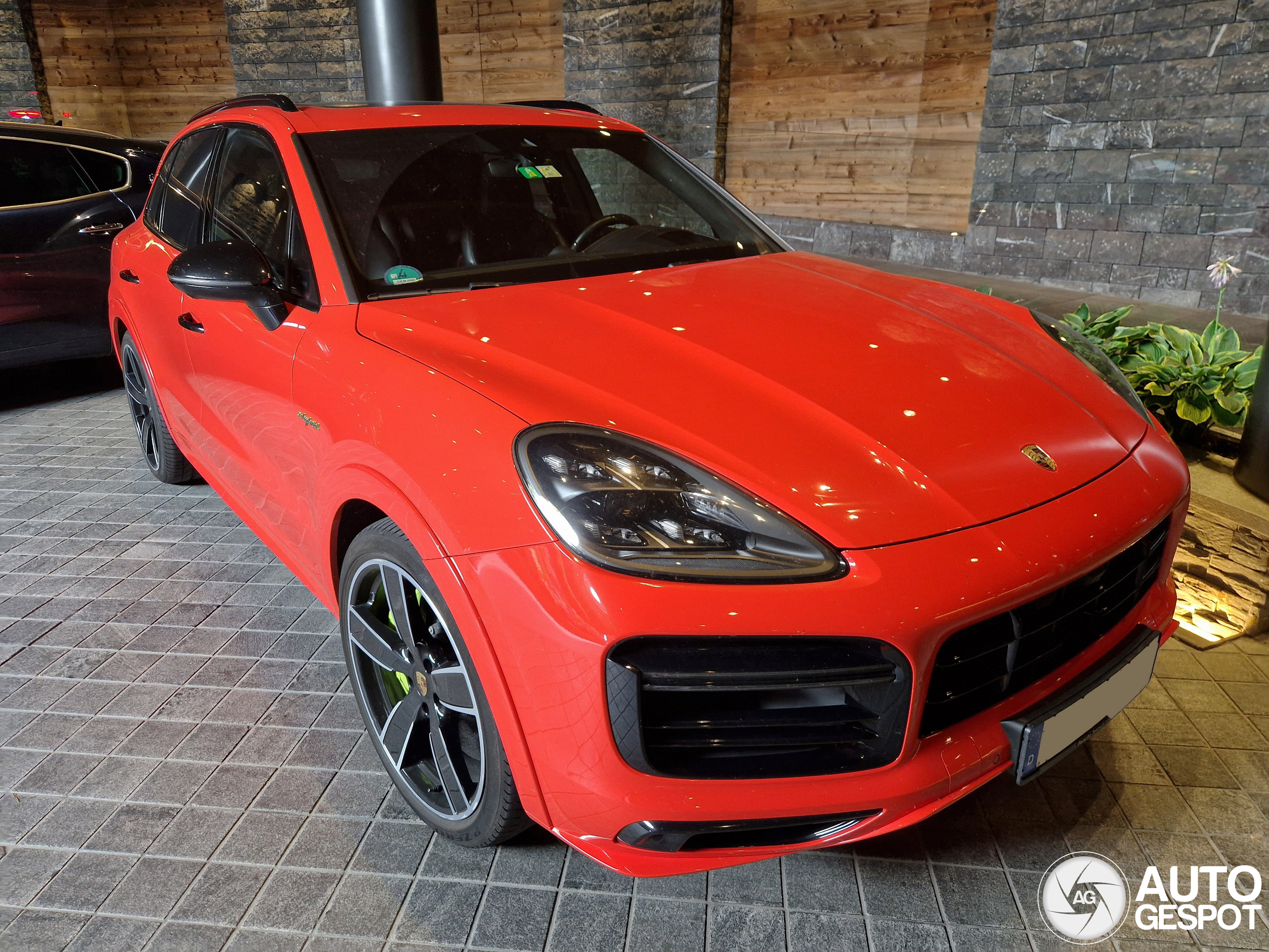 Porsche Cayenne Turbo S E-Hybrid