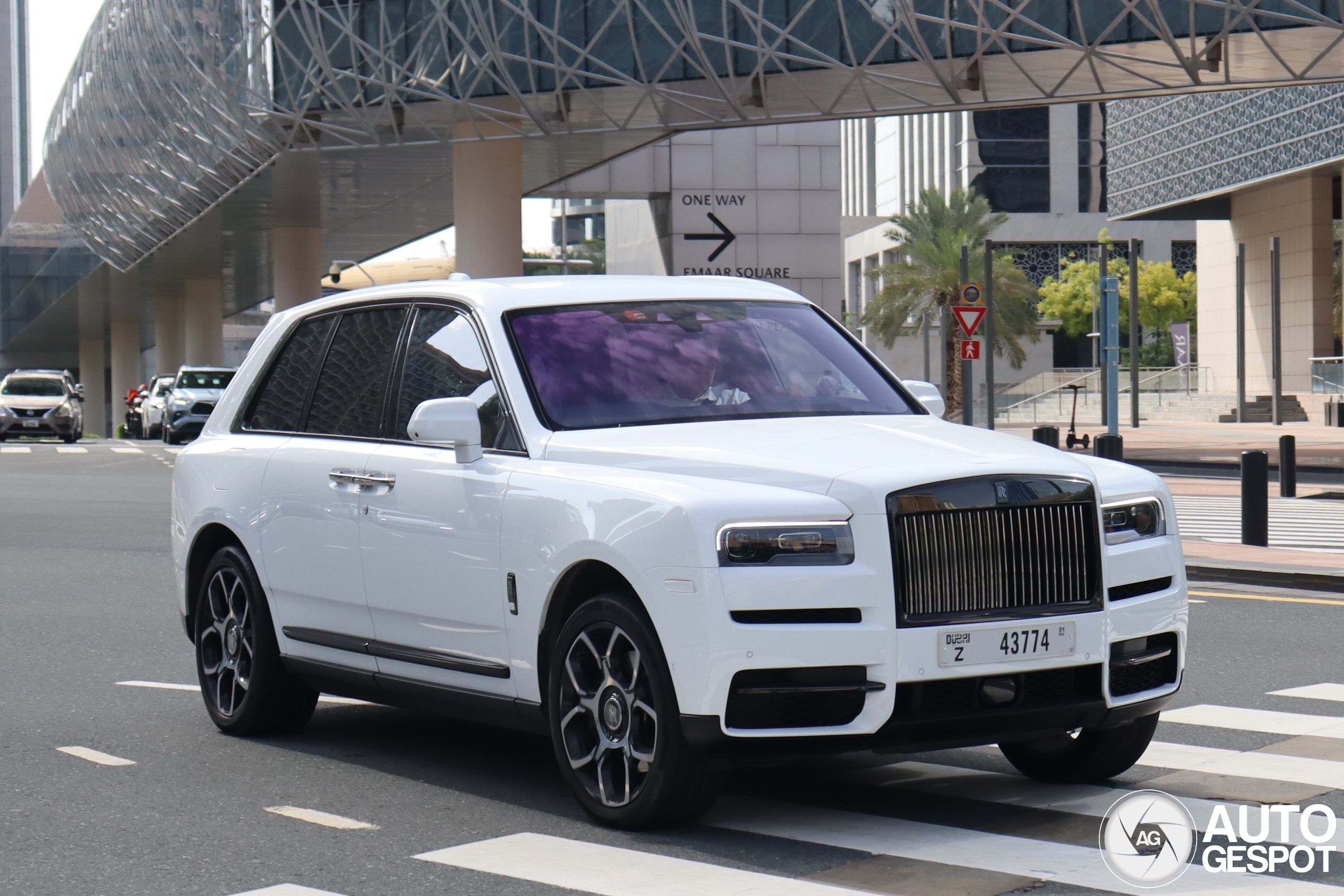 Rolls-Royce Cullinan Black Badge