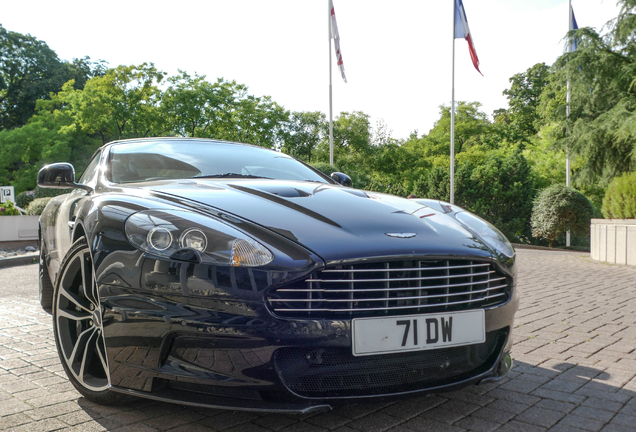 Aston Martin DBS Volante