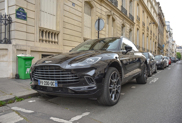 Aston Martin DBX