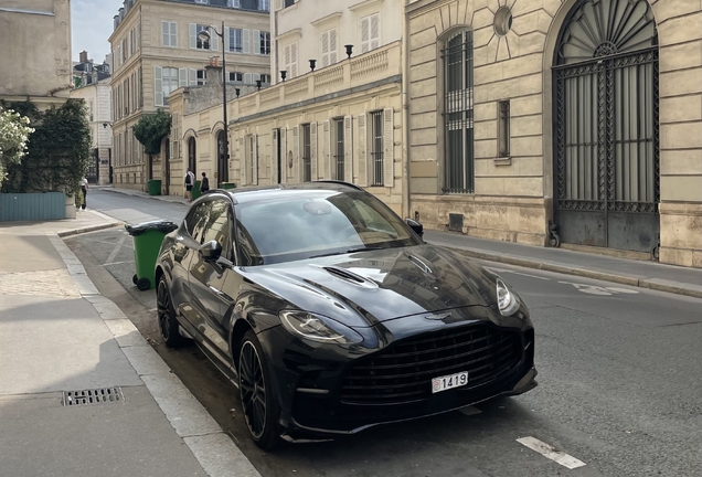 Aston Martin DBX707