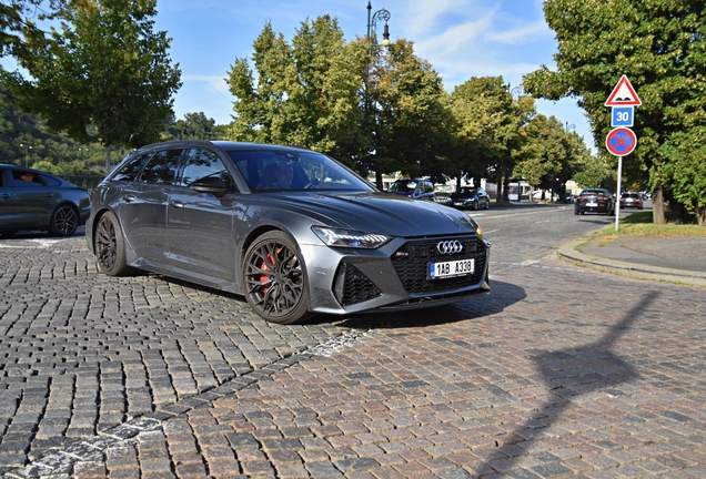 Audi RS6 Avant C8