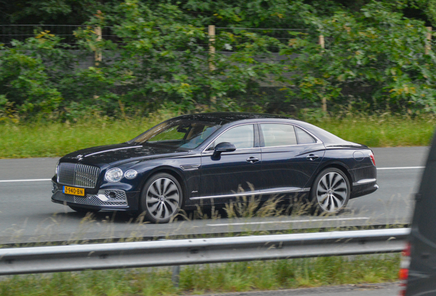 Bentley Flying Spur V8 Azure