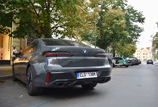 BMW M760e xDrive