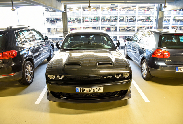 Dodge Challenger SRT Hellcat Widebody