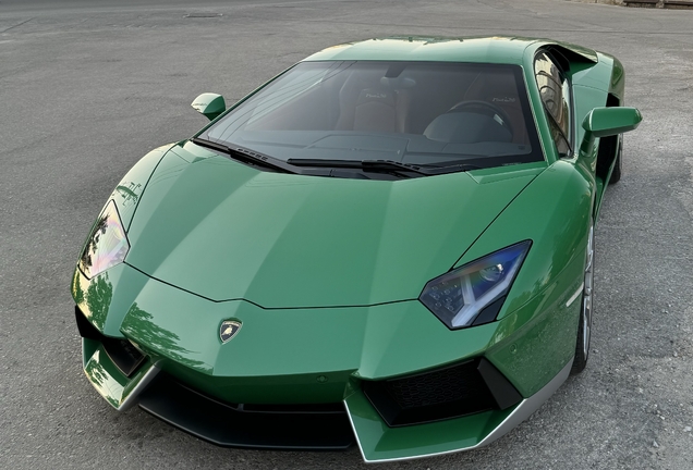 Lamborghini Aventador LP700-4 Miura Edition