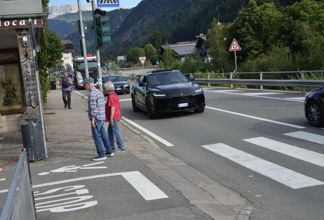 Lamborghini Urus Performante