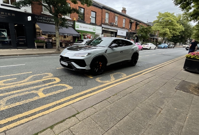 Lamborghini Urus Performante