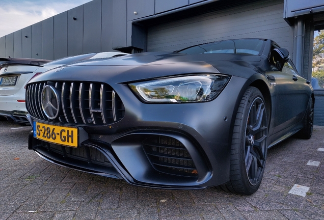 Mercedes-AMG GT 63 S X290