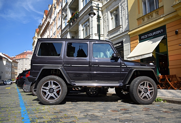 Mercedes-Benz G 500 4X4²