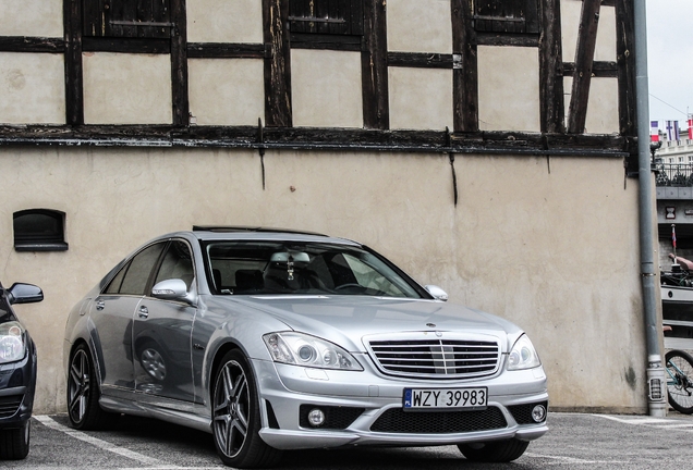 Mercedes-Benz S 63 AMG W221