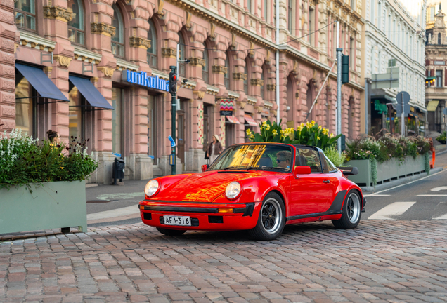 Porsche 930 Turbo Targa