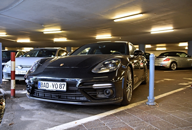 Porsche 971 Panamera Turbo