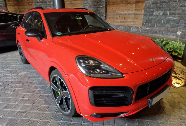 Porsche Cayenne Turbo S E-Hybrid