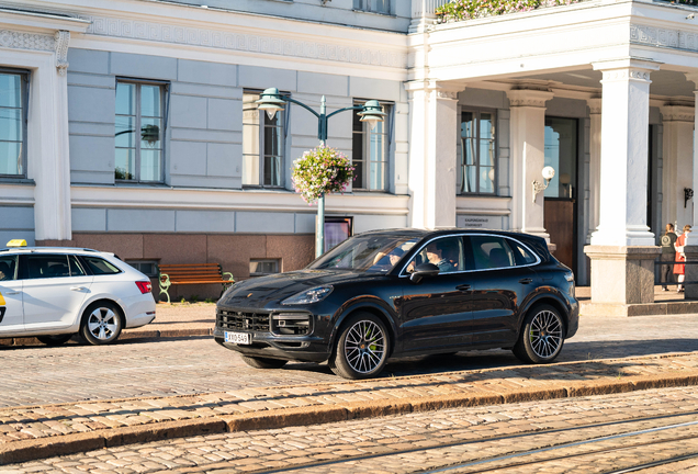 Porsche Cayenne Turbo S E-Hybrid