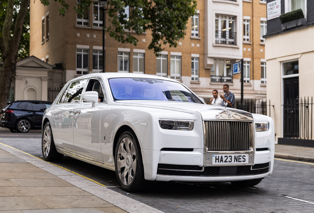 Rolls-Royce Phantom VIII EWB Series II