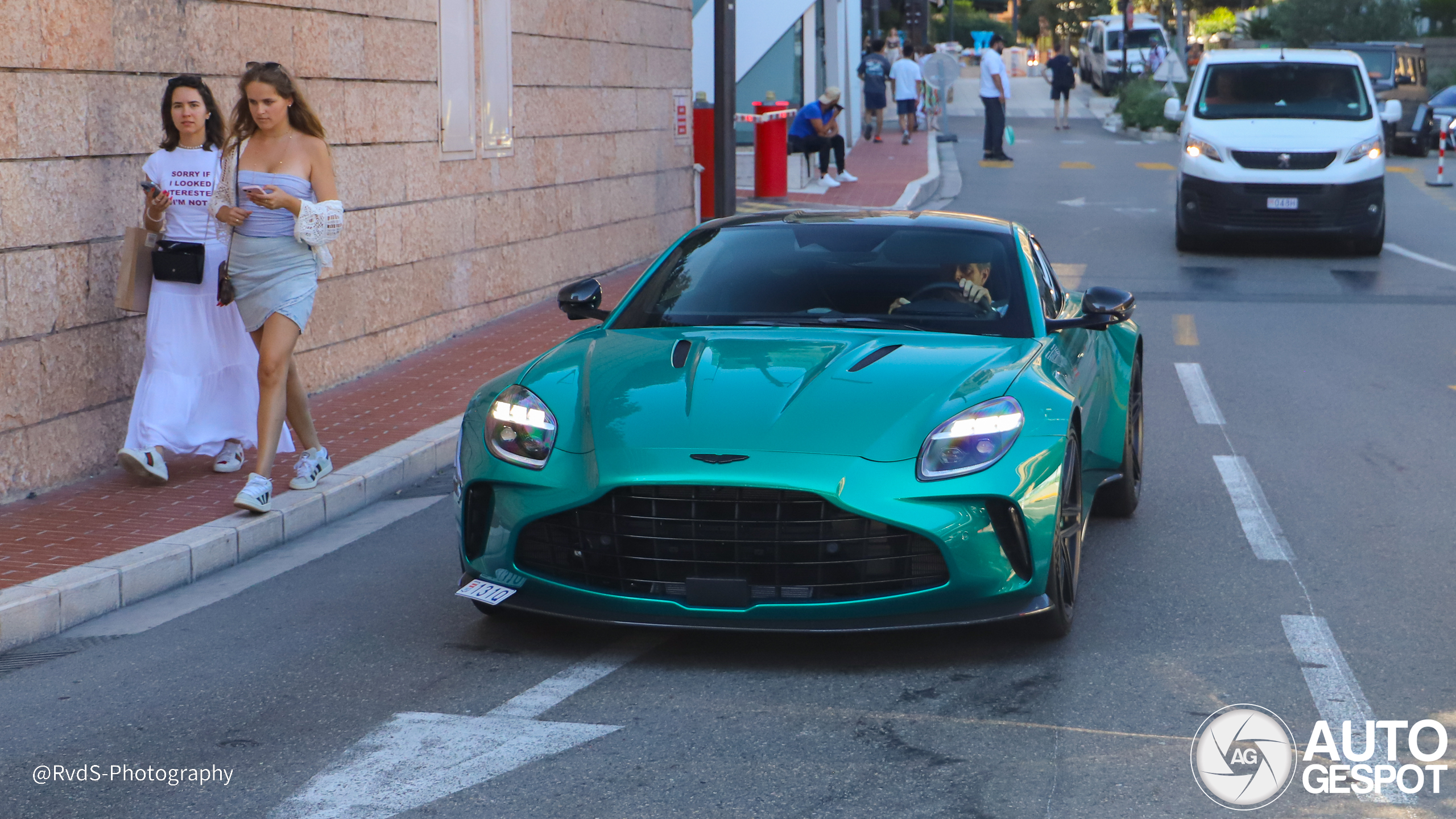 Aston Martin Vantage 2024