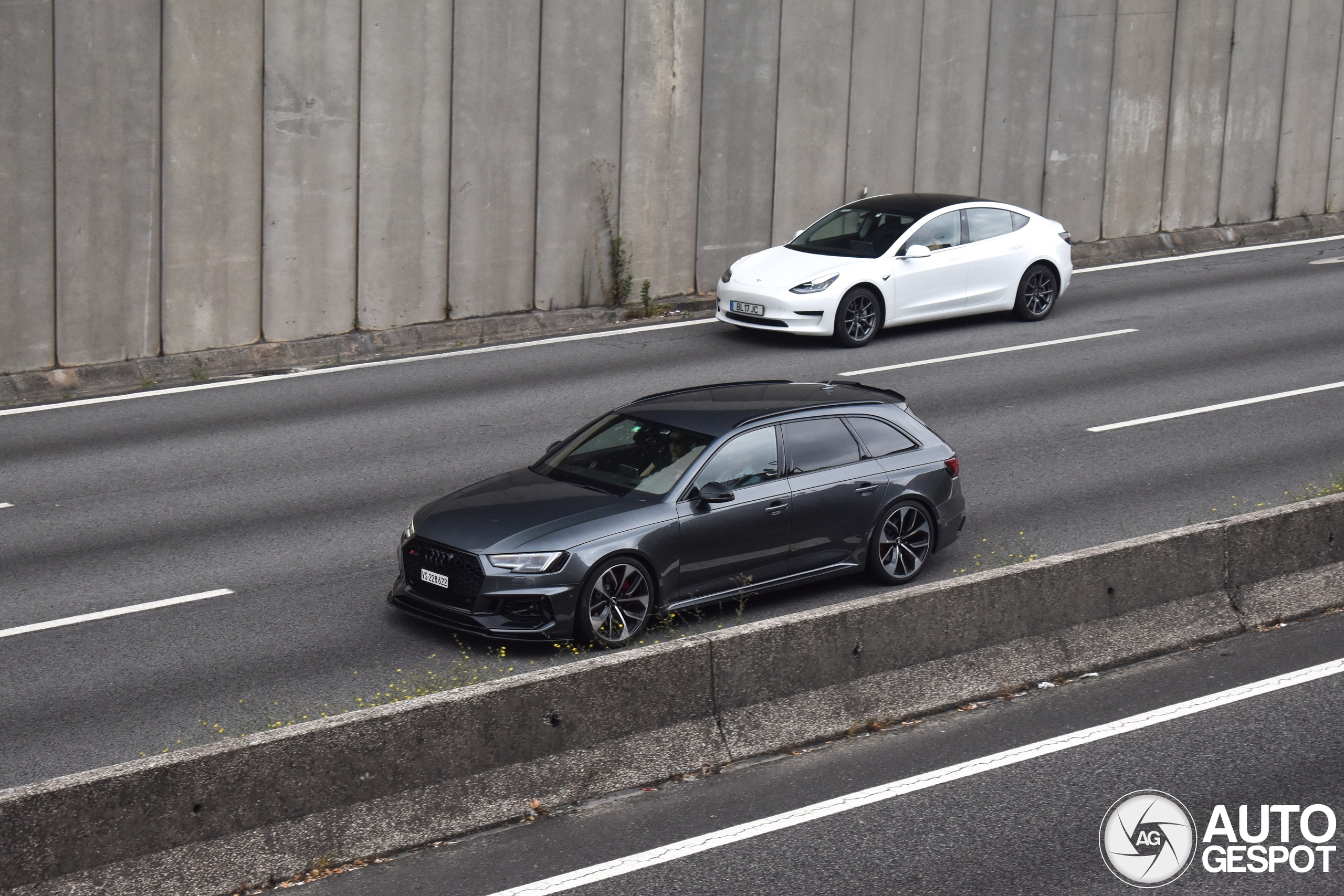 Audi RS4 Avant B9