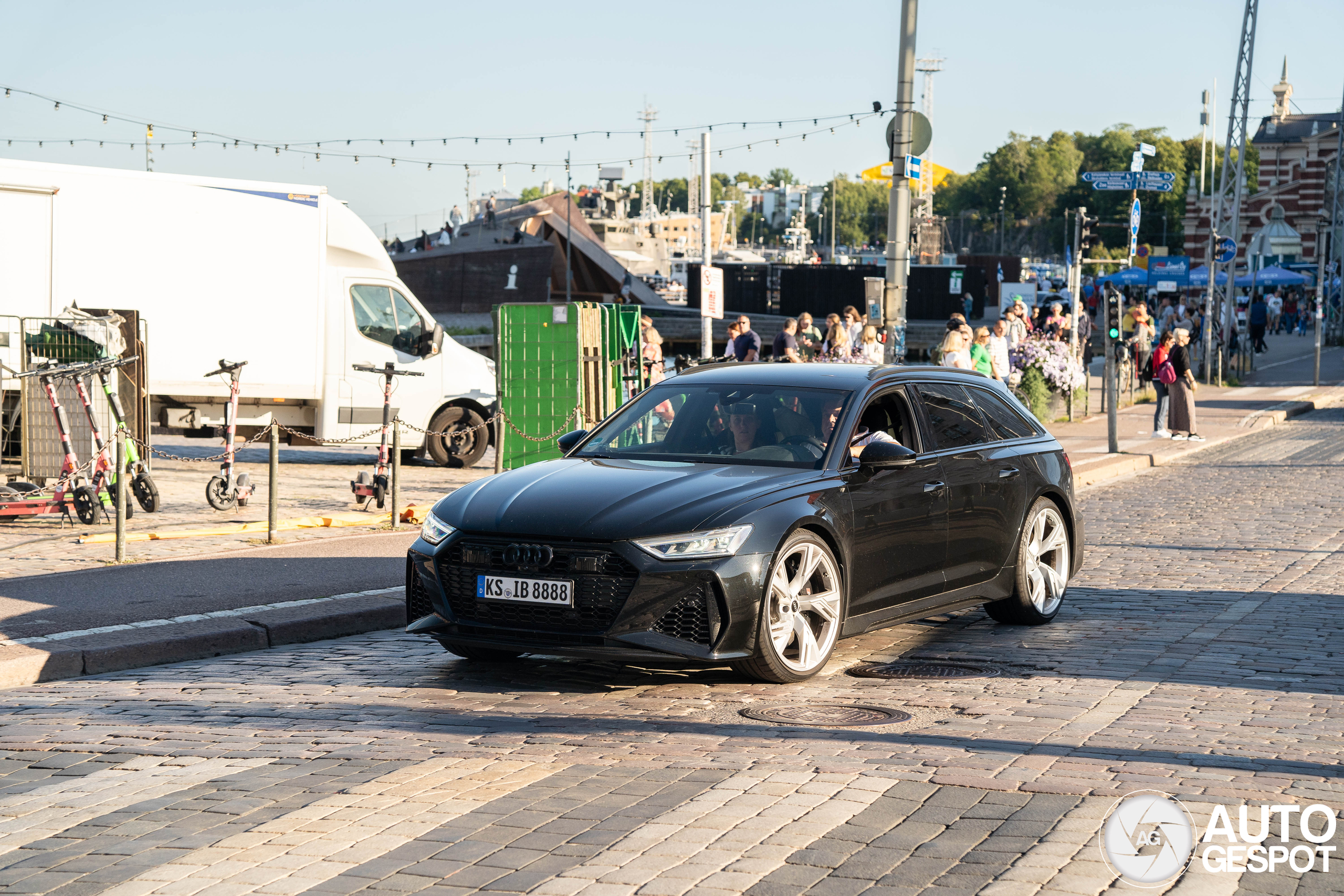 Audi RS6 Avant C8