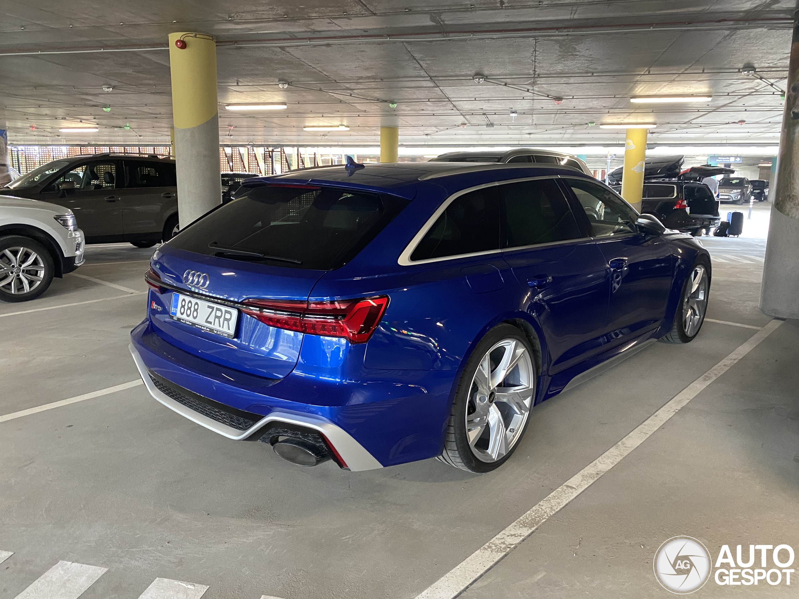 Audi RS6 Avant C8