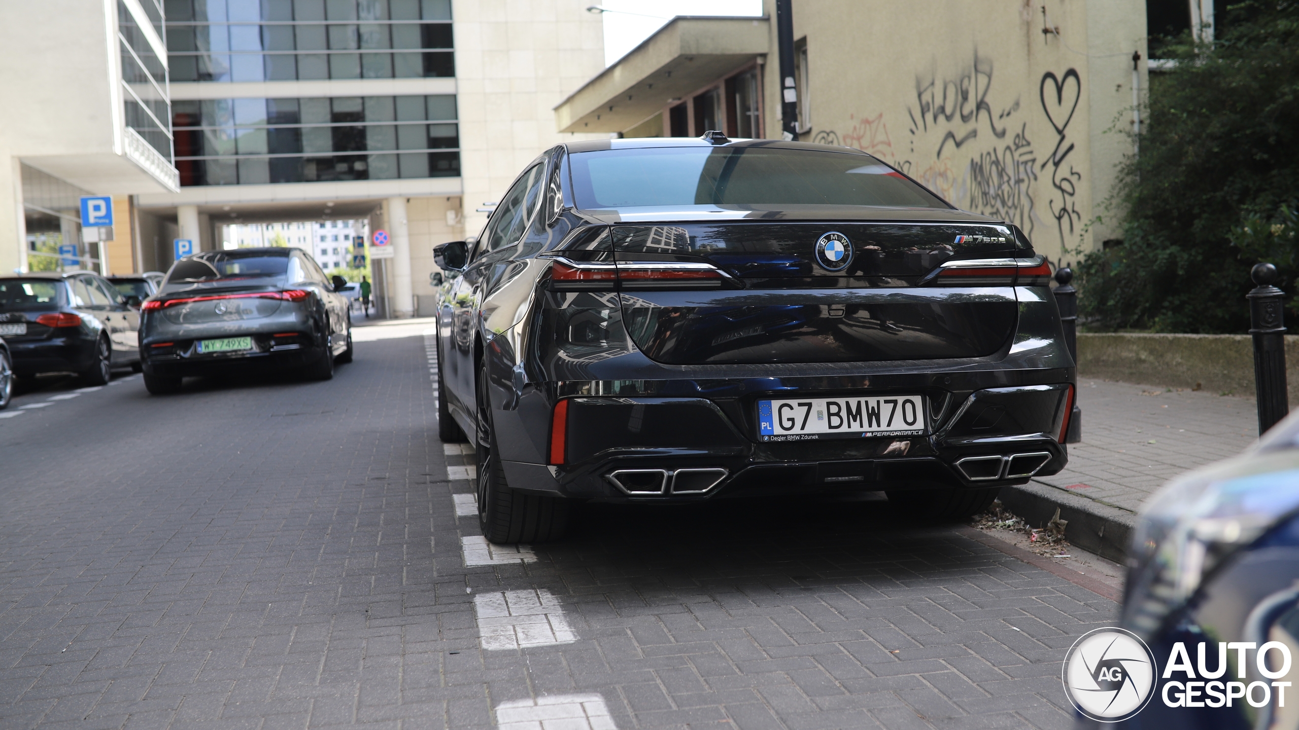 BMW M760e xDrive