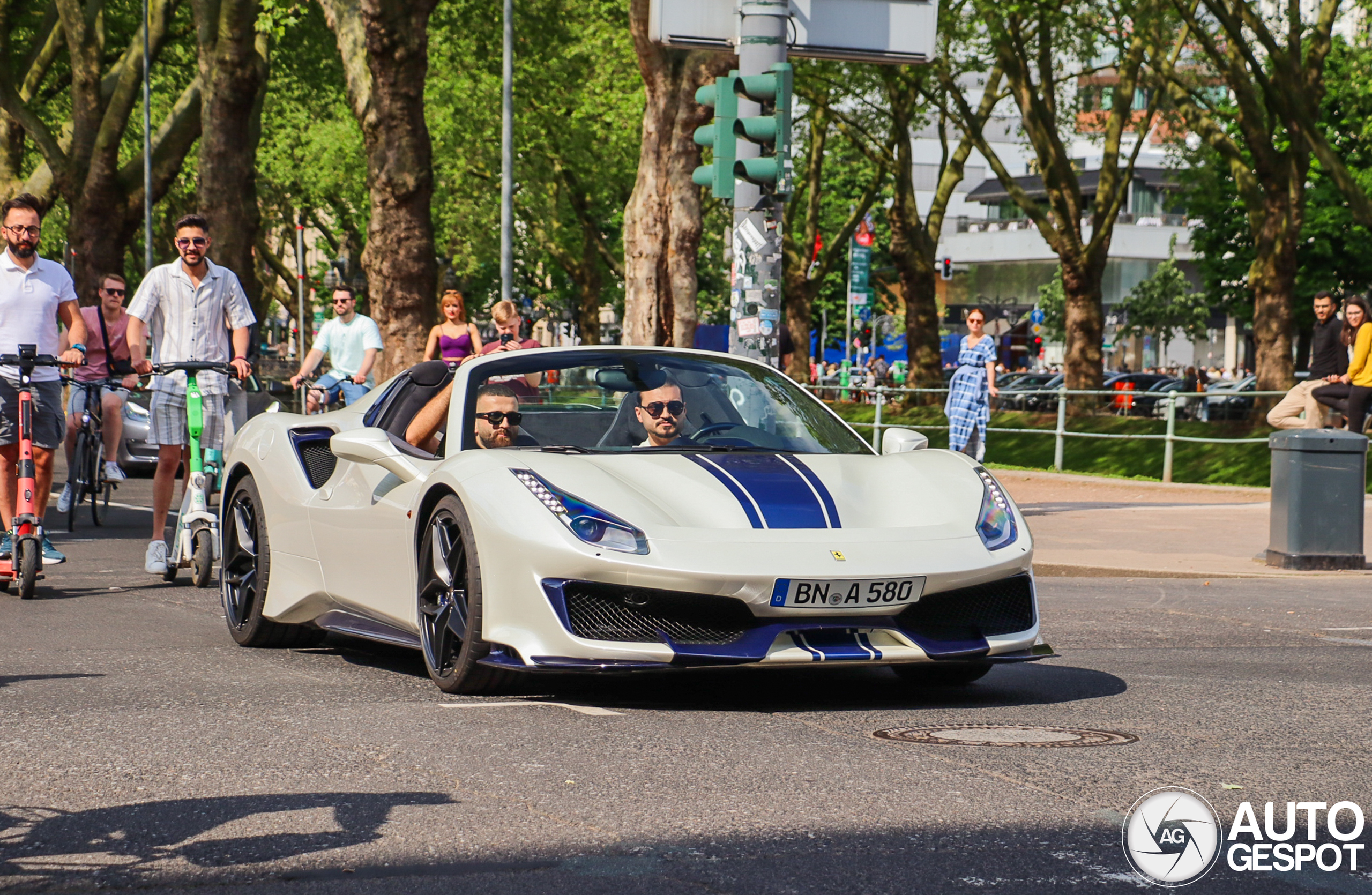 Ferrari 488 Pista Spider