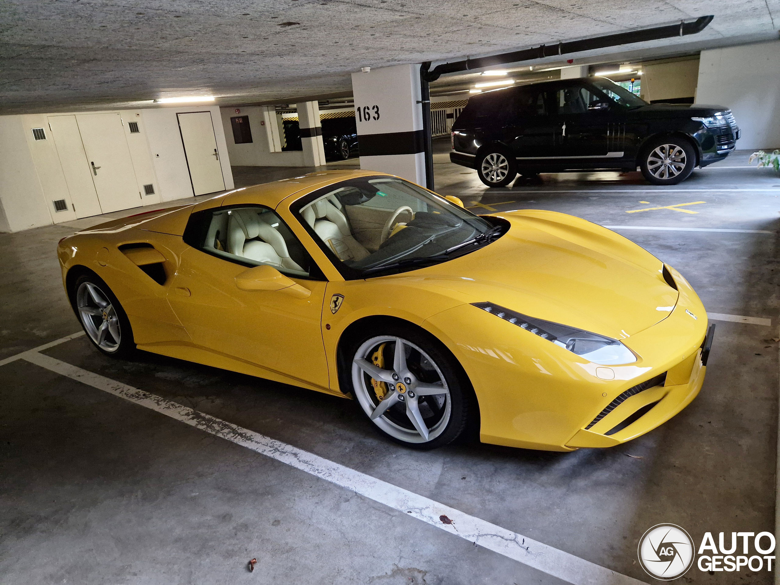 Ferrari 488 Spider