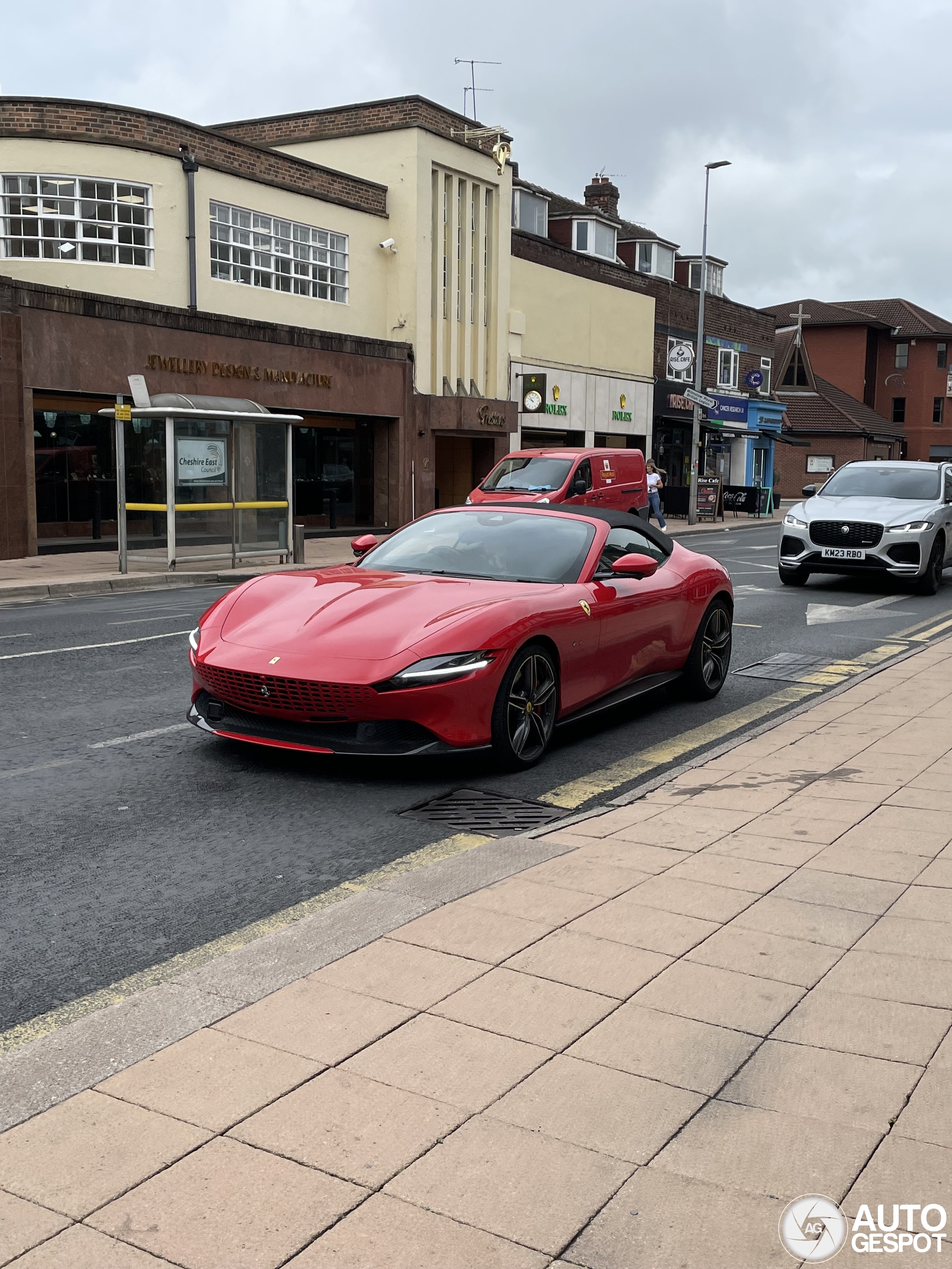 Ferrari Roma Spider