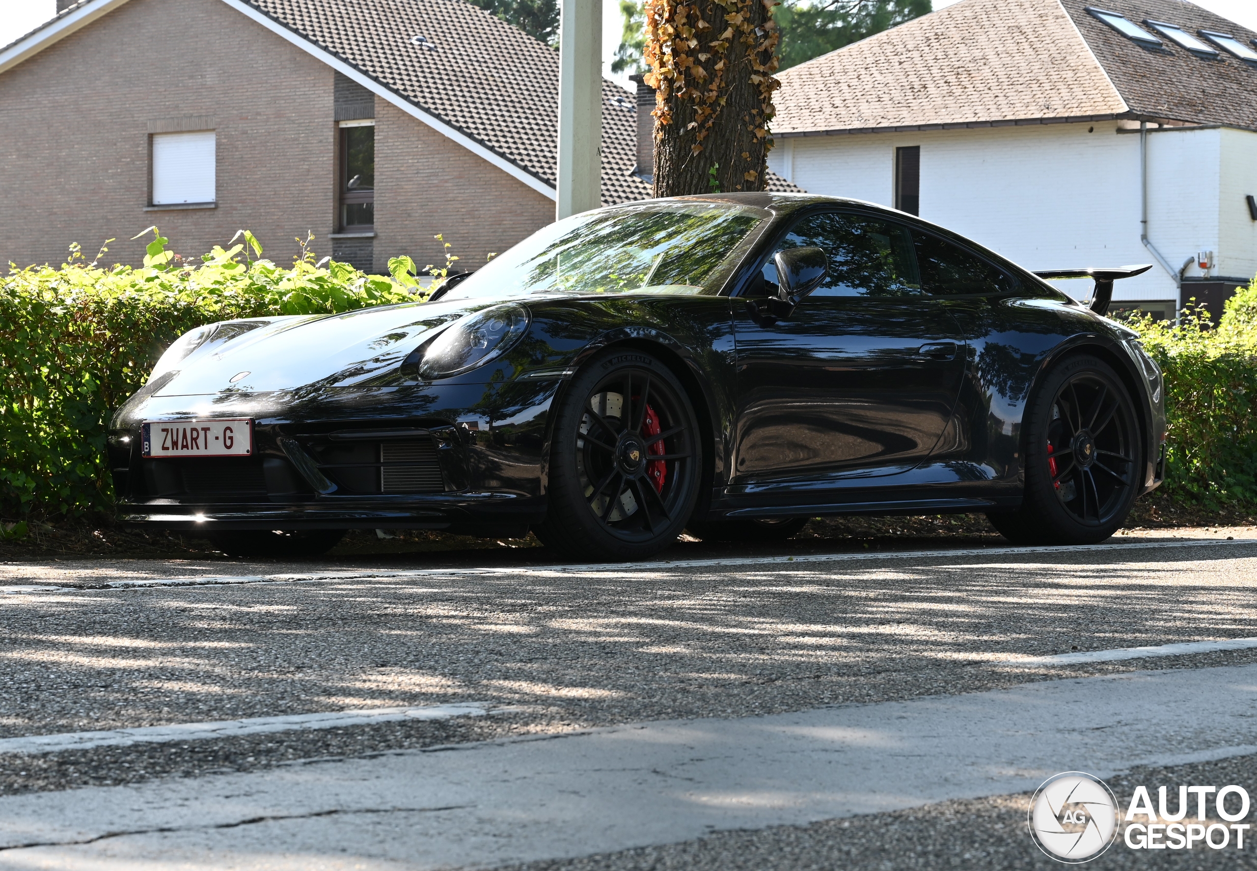 Porsche 992 Carrera 4 GTS